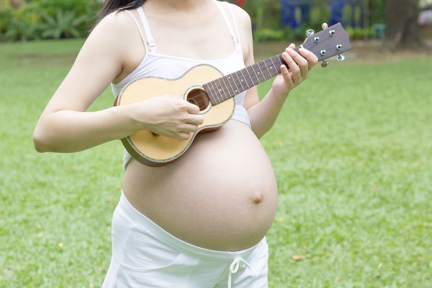 Los beneficios de la música desde el vientre materno
